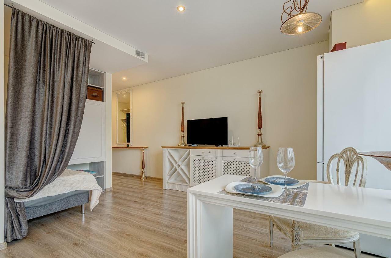 Bright Apartment Near Akropolis VNO Extérieur photo
