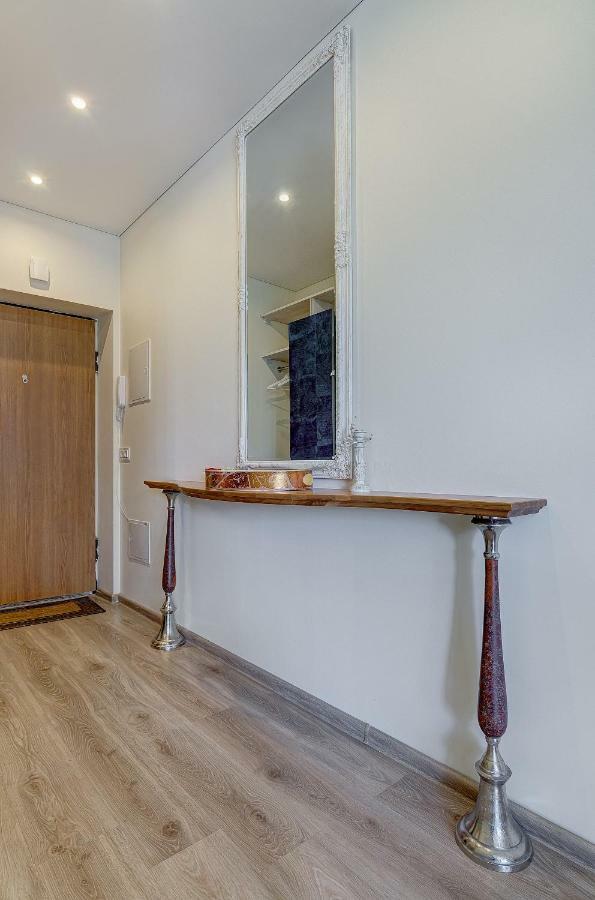 Bright Apartment Near Akropolis VNO Extérieur photo